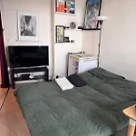 Sunny Apartment With Seine View